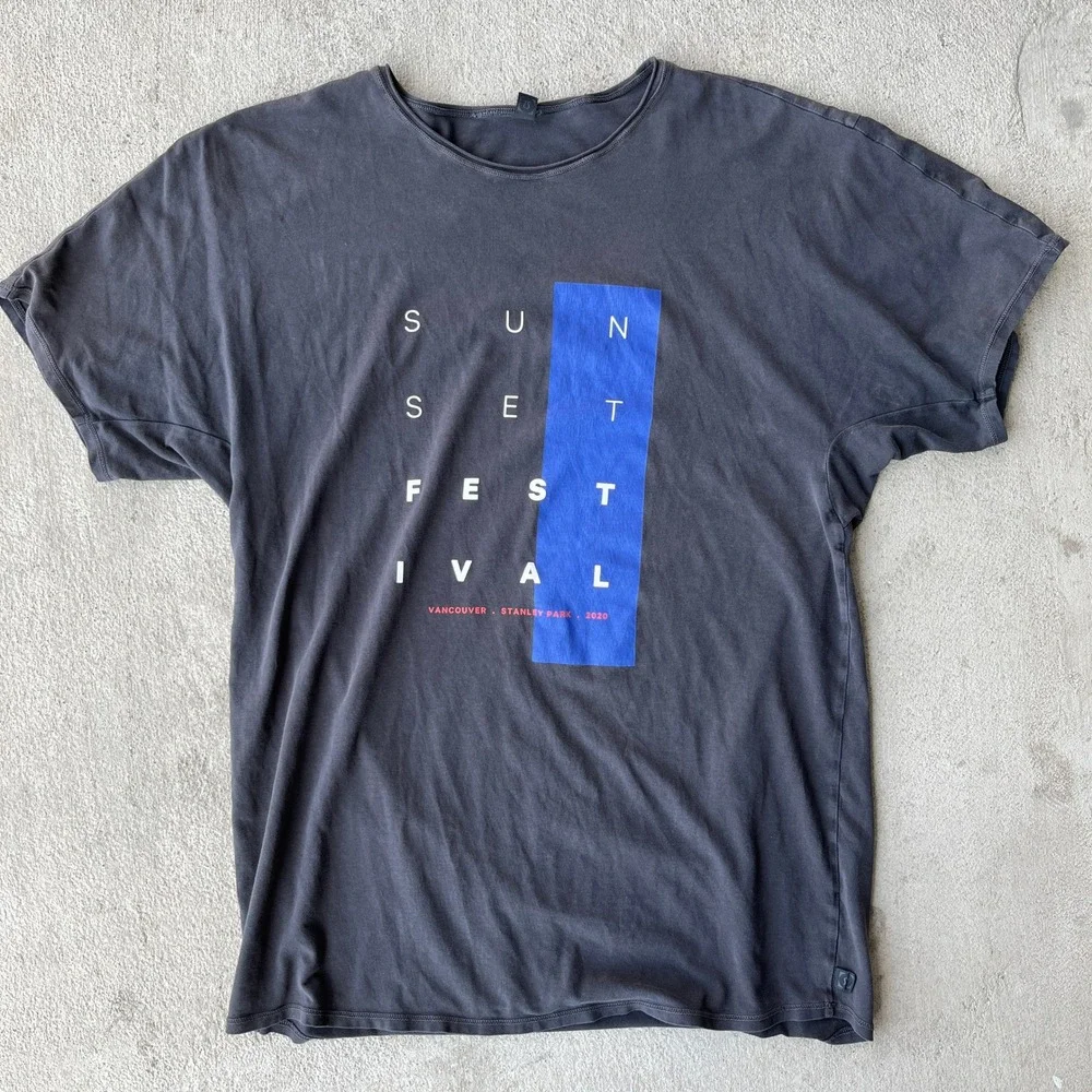 Mens Lululemon 2020 Stanley Park Sunset Festival T‎ Shirt